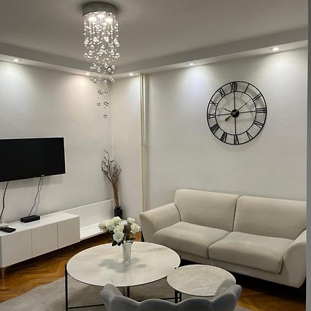 Ruby Luxury Central Apartment Σκόπια Εξωτερικό φωτογραφία