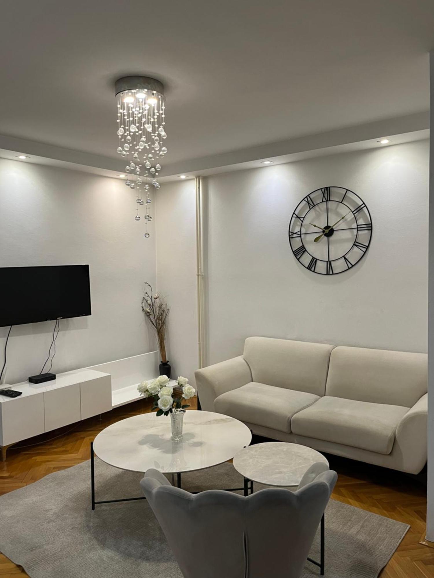 Ruby Luxury Central Apartment Σκόπια Εξωτερικό φωτογραφία