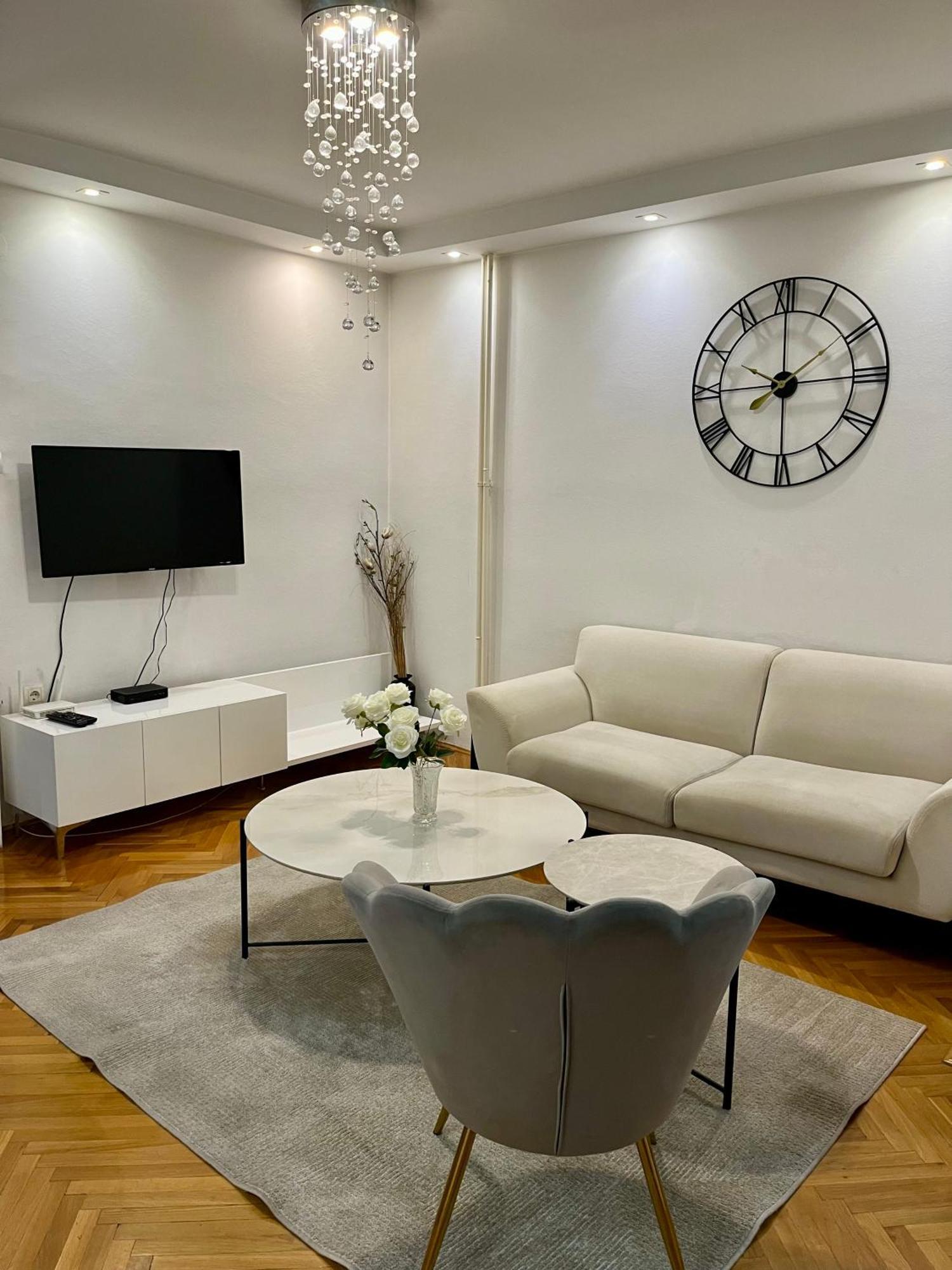 Ruby Luxury Central Apartment Σκόπια Εξωτερικό φωτογραφία